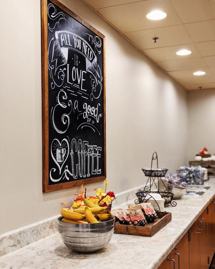 | Centerstone Plaza Hotel Soldiers Field - Mayo Clinic Area