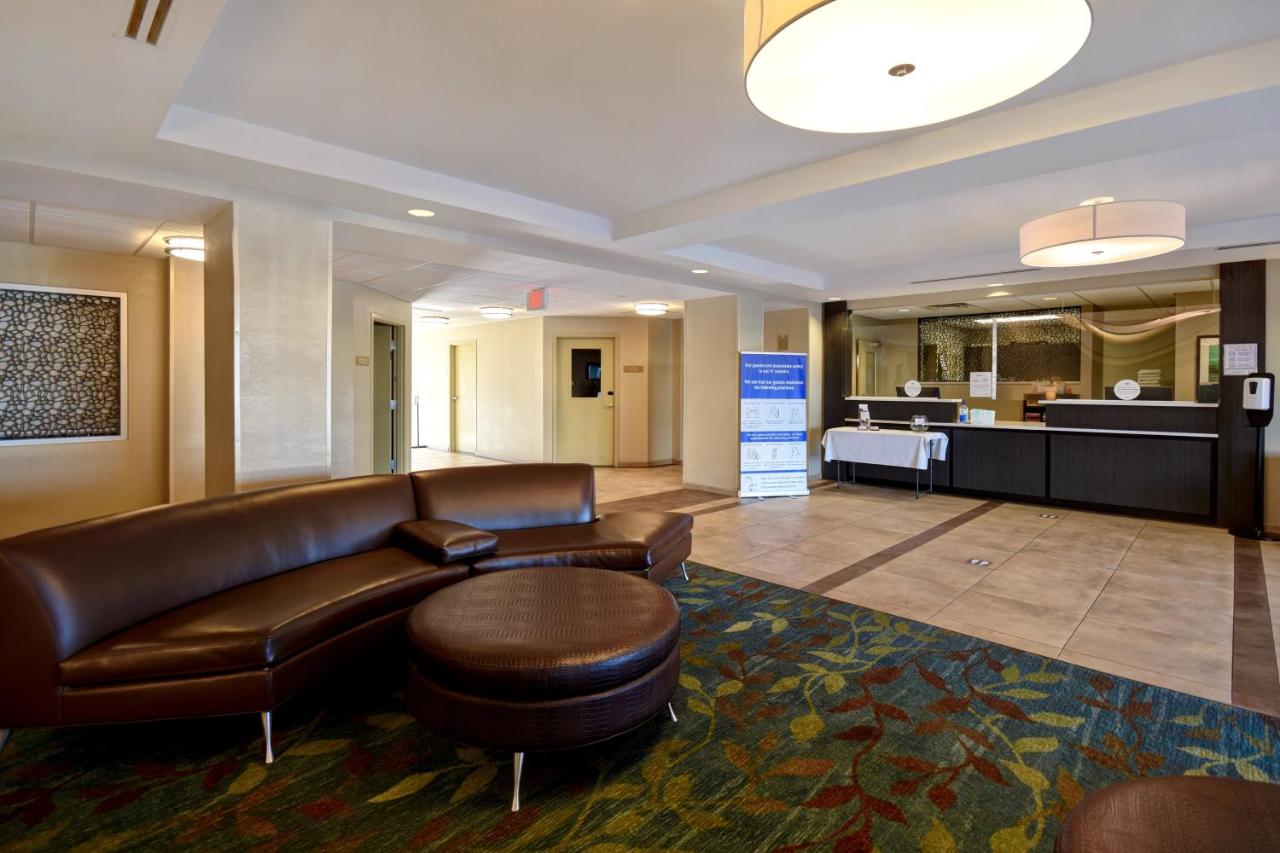 | Candlewood Suites St Clairsville Wheeling Area, an IHG Hotel