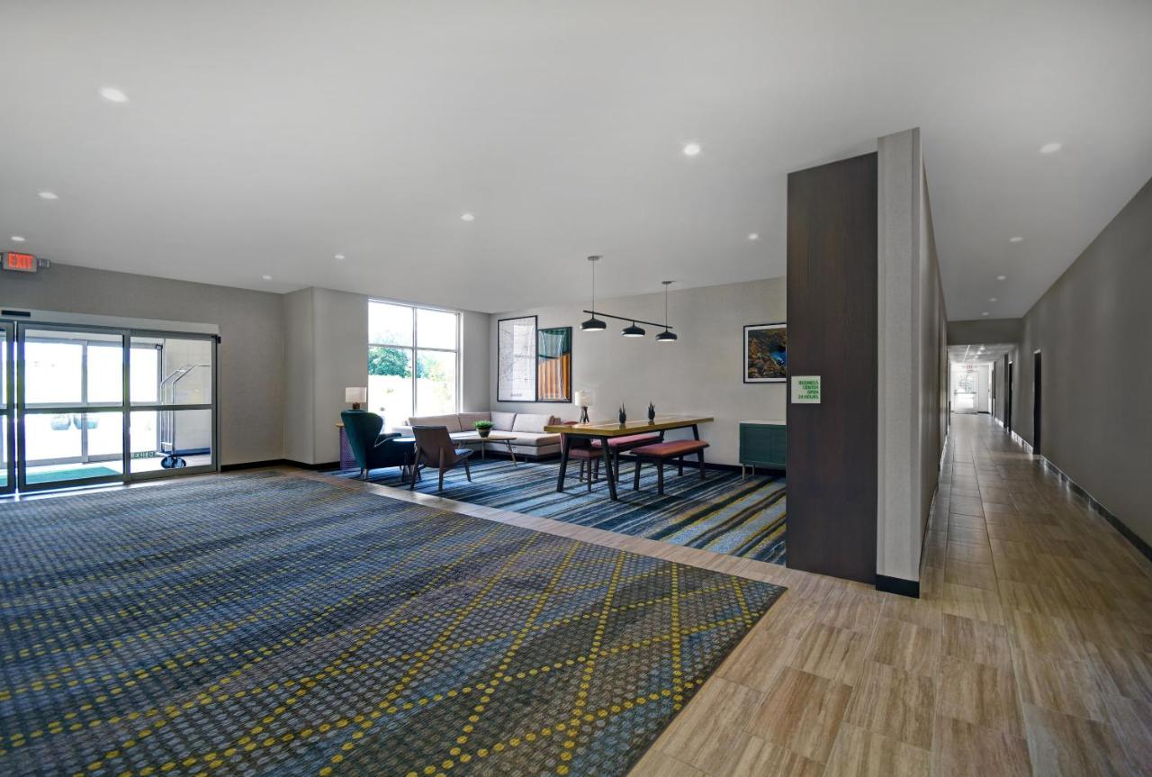  | Holiday Inn Grand Rapids North - Walker, an IHG Hotel