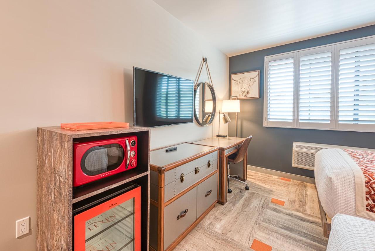 | Hotel Lexen Newhall & Santa Clarita - Near Six Flags Magic Mountain