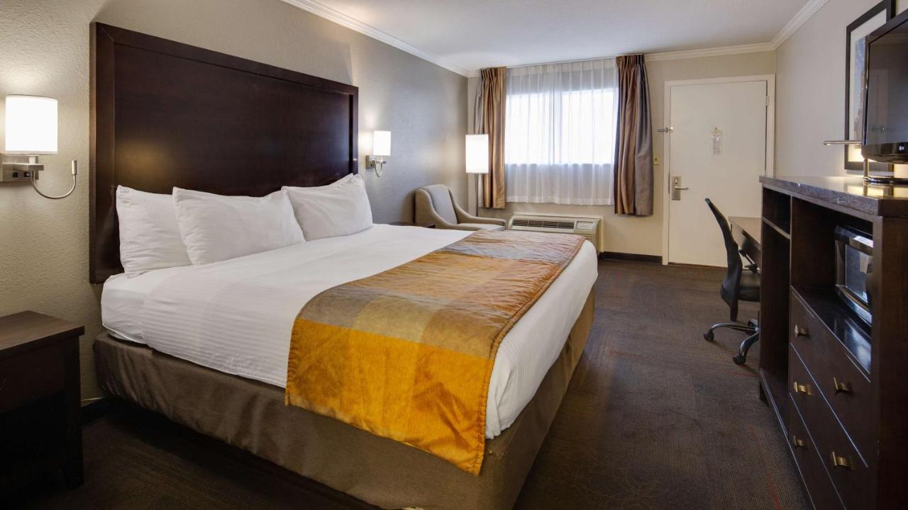 King Room - Non Smoking at Best Western Clermont