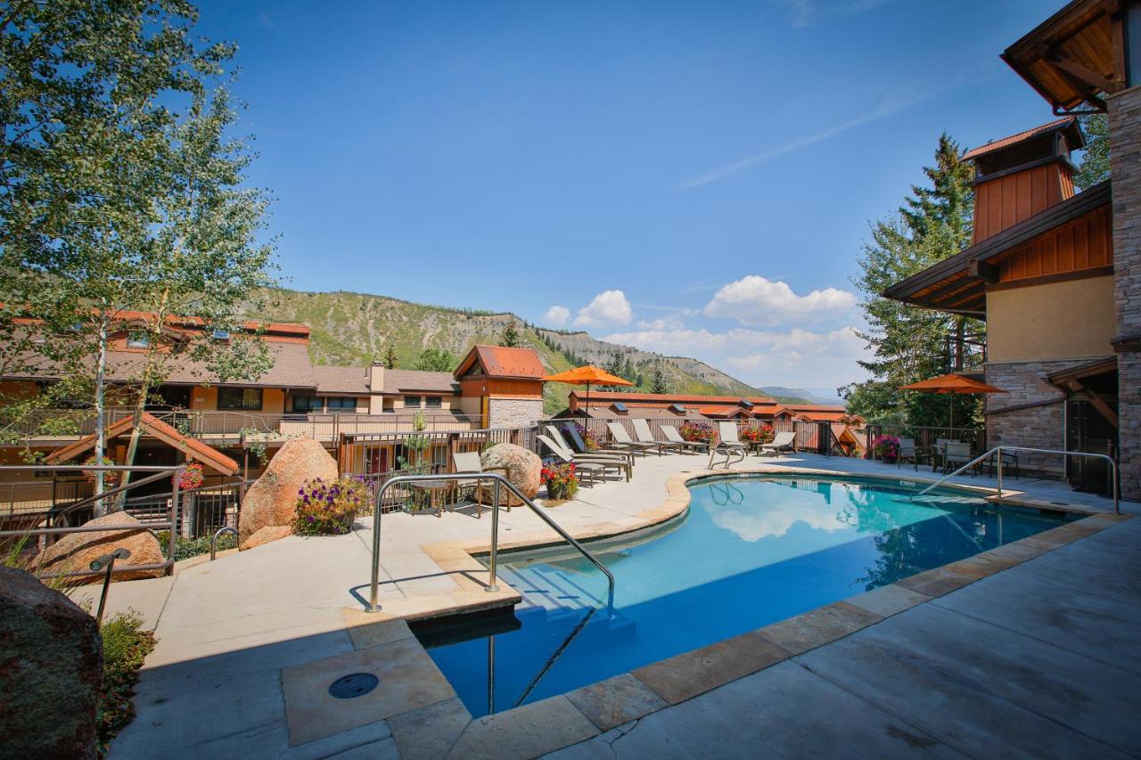 | The Crestwood Snowmass Village