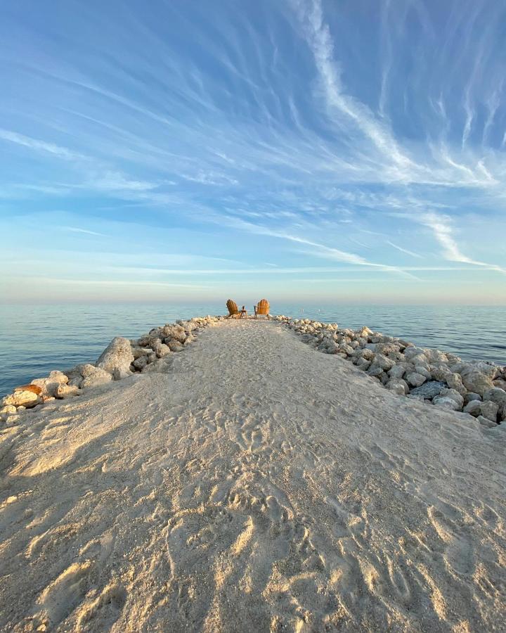 | The Islands of Islamorada