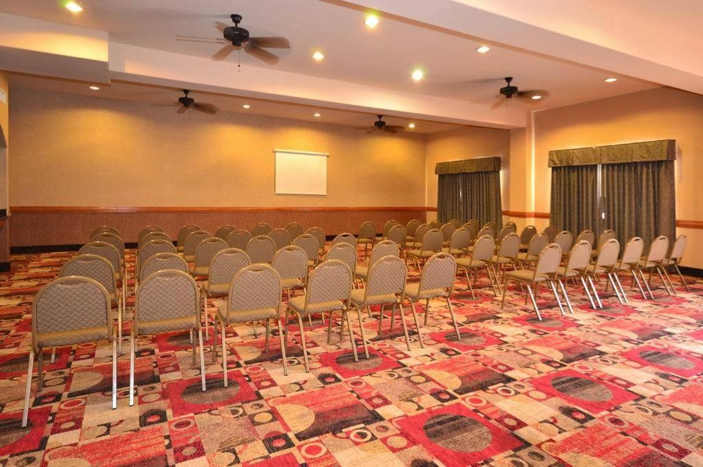 | Best Western Casa Villa Suites