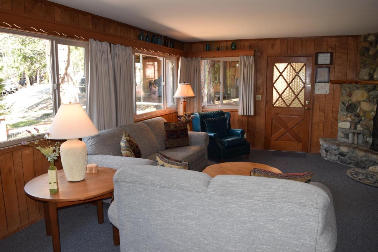 | 11B Sequoia House