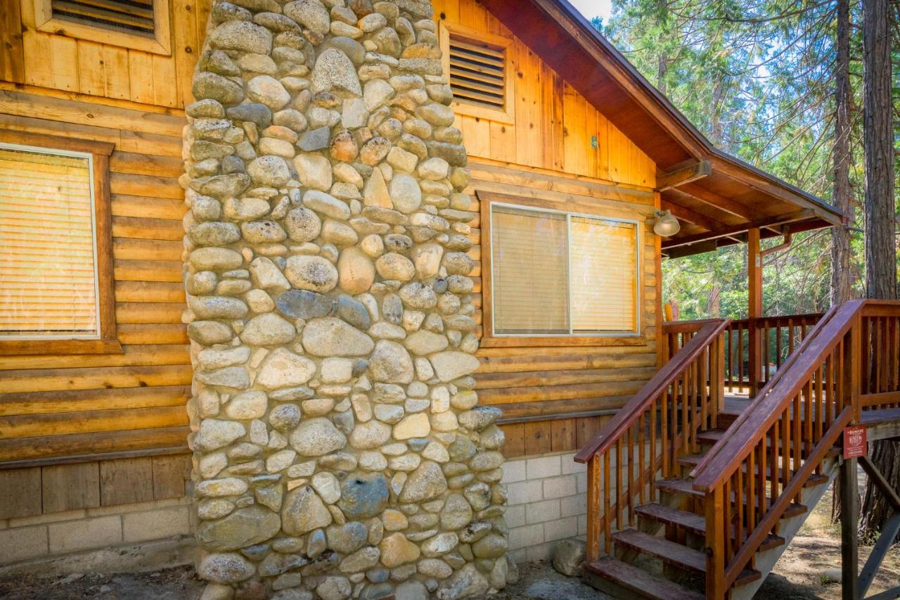 | 76 Howards Retreat