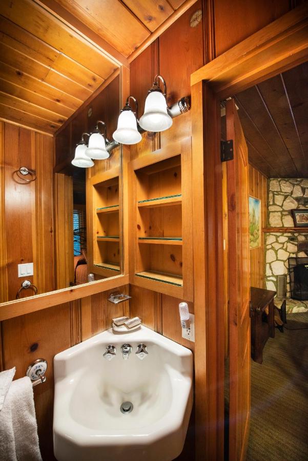 | 48 Sugar Pine Suite