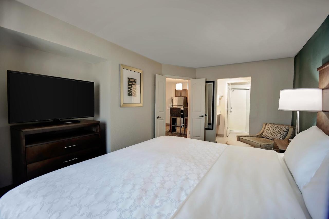 One-Bedroom King Suite - Non-Smoking at Staybridge Suites Holland by IHG
