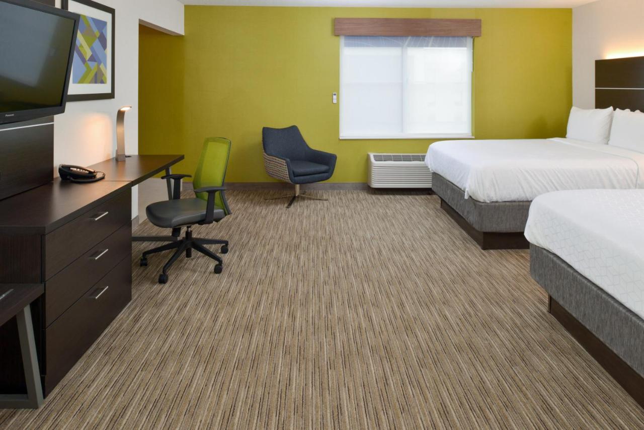  | Holiday Inn Express Wixom, an IHG Hotel