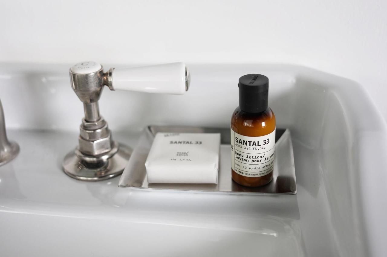 King Suite at The Robey, Chicago, a Member of Design Hotels