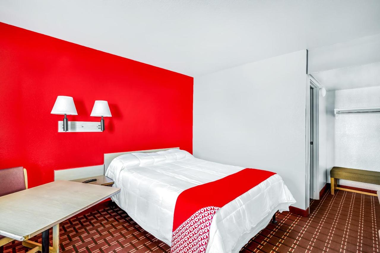 | OYO Hotel Houston Southwest I-69