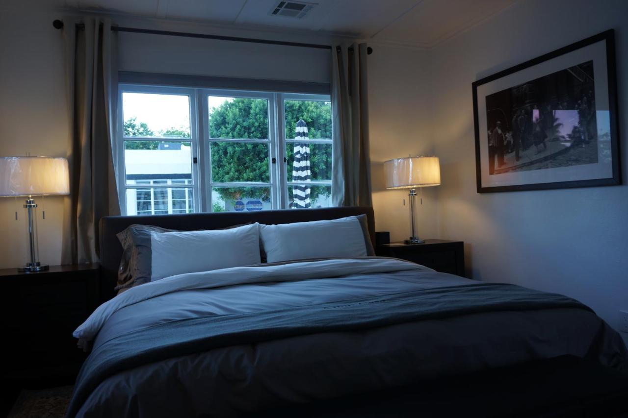 | AMIN CASA PALM SPRINGS