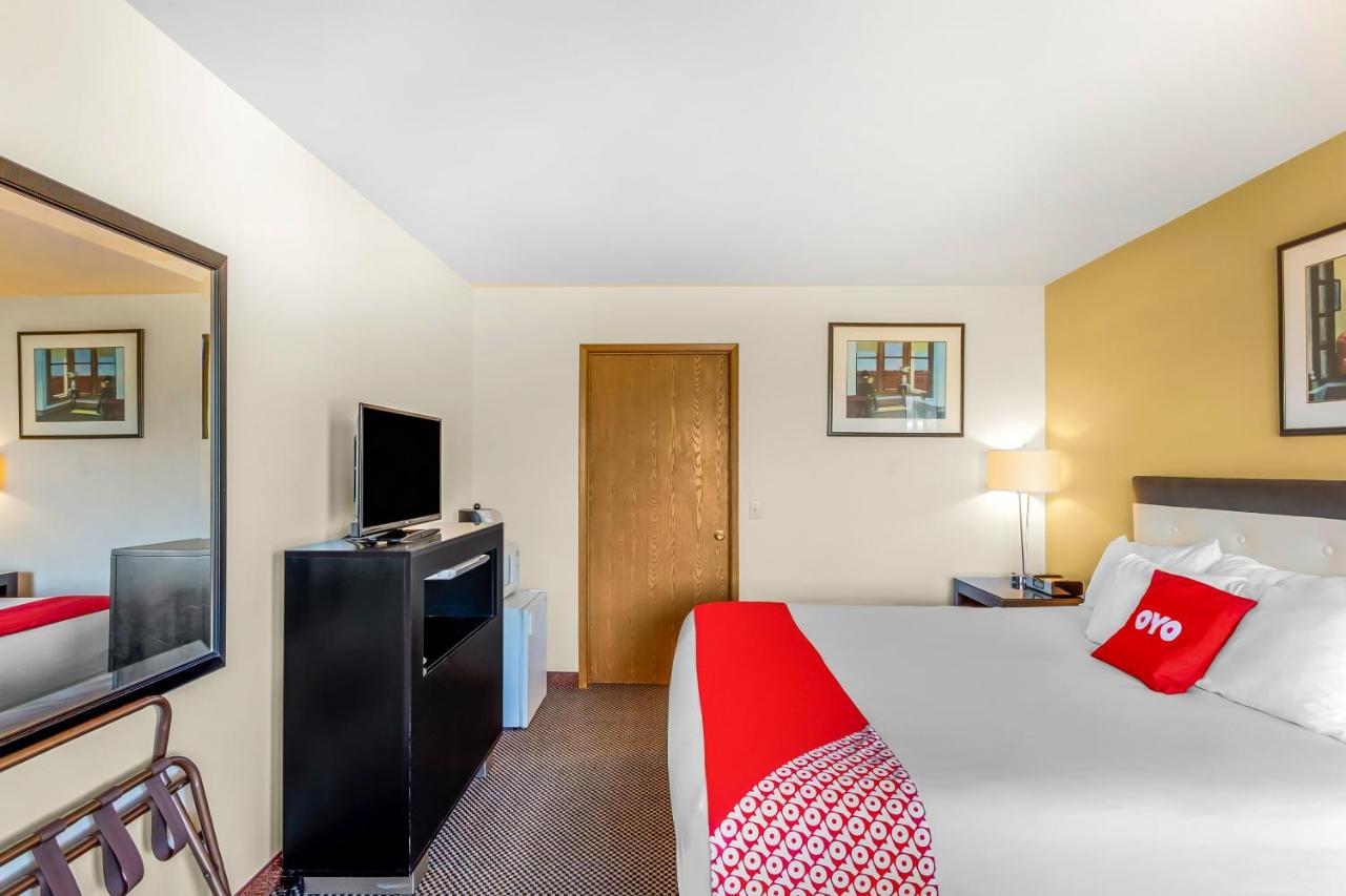 | Arlington Motor Inn