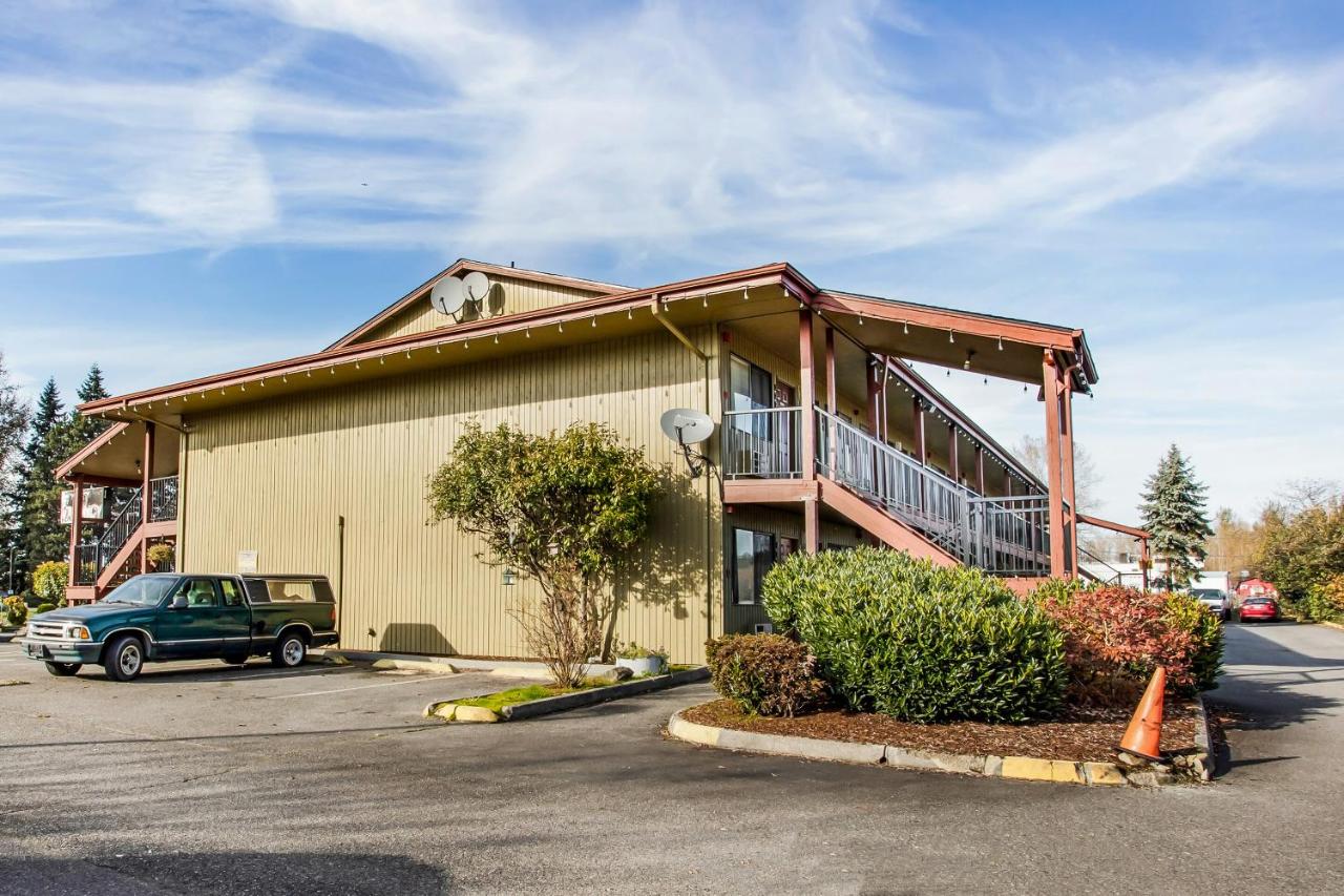 | Arlington Motor Inn