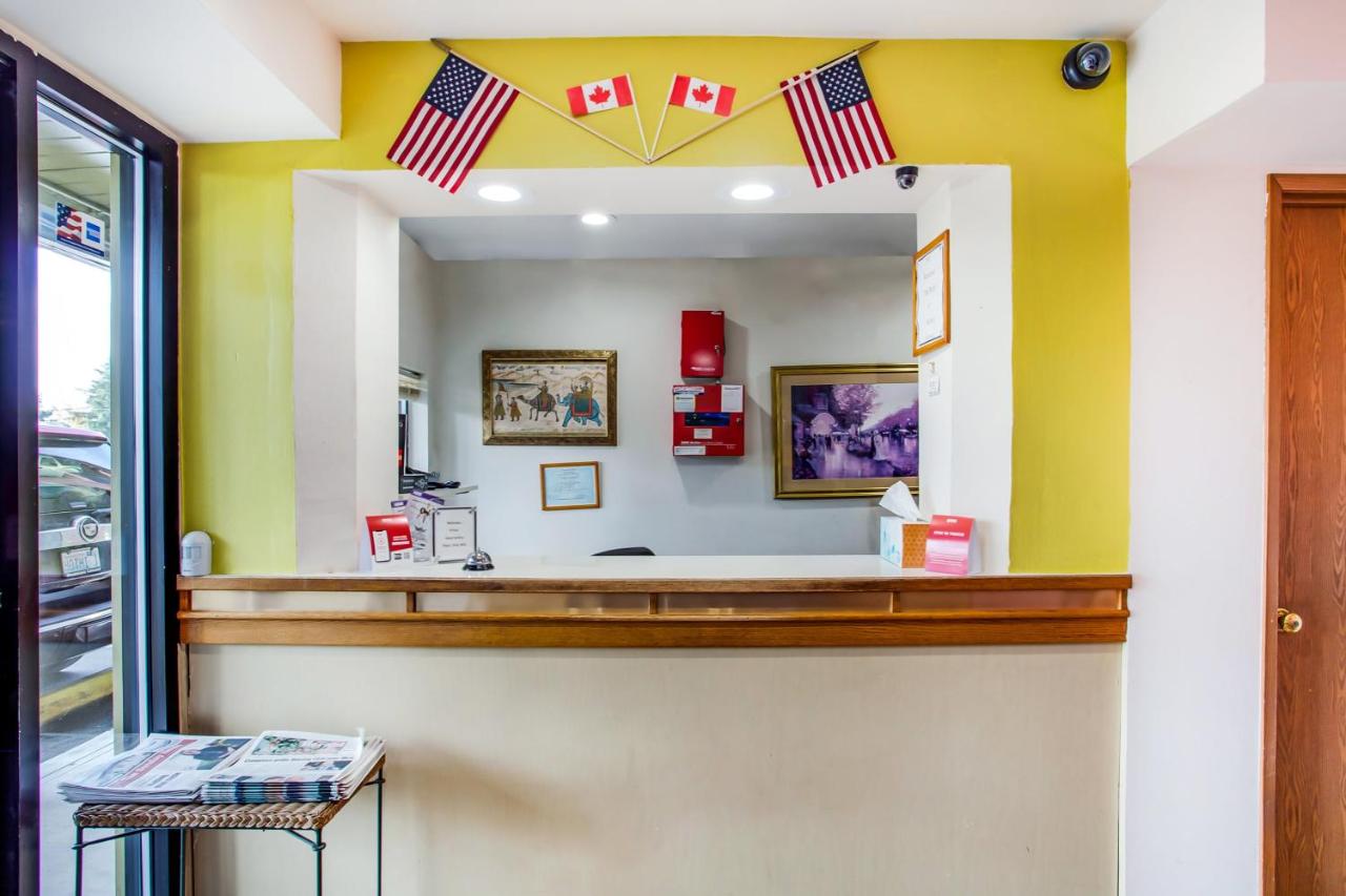 | Arlington Motor Inn