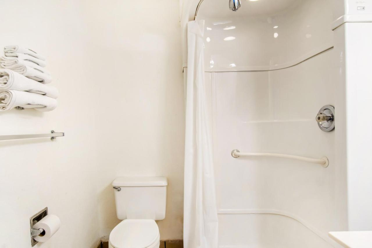  | OYO Hotel Oklahoma City Northeast