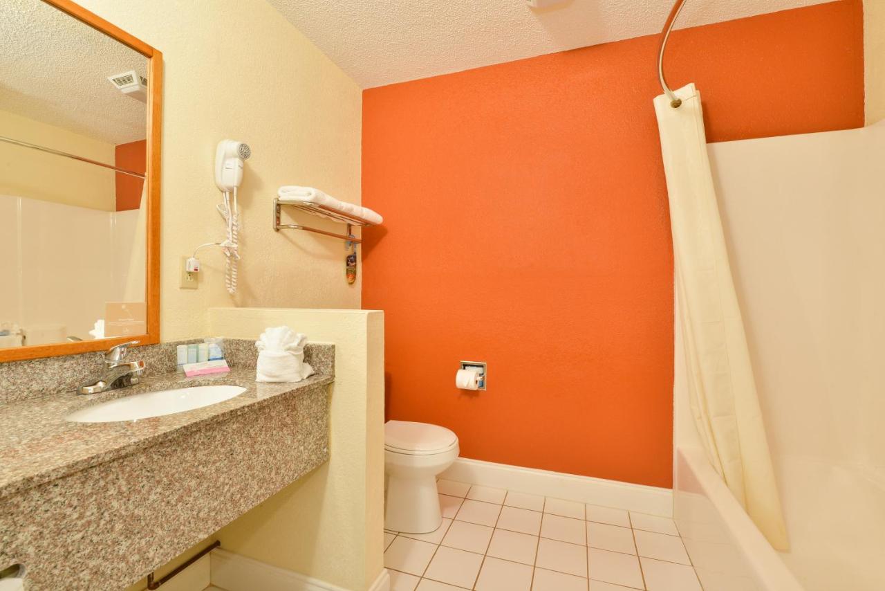 King Room - Accessible/Non-Smoking at Sleep Inn Sarasota North