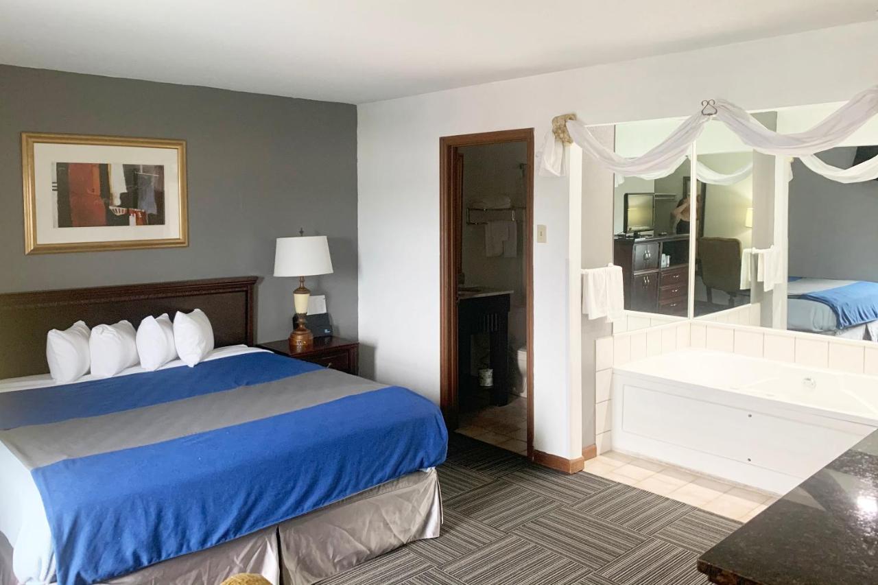 | Lakeview Inn