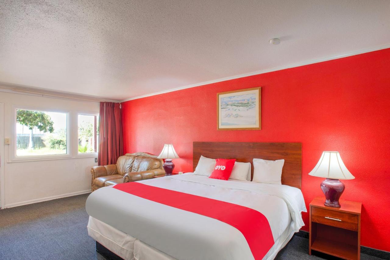 | OYO Hotel Padre Island Corpus Christi