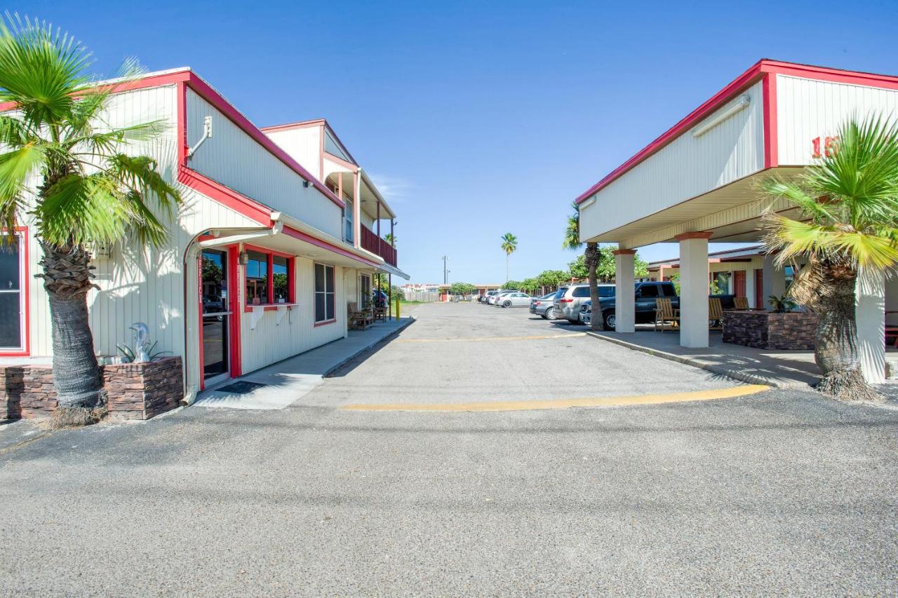 | OYO Hotel Padre Island Corpus Christi
