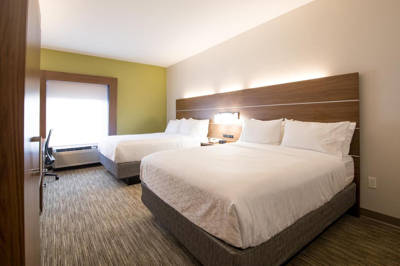 Standard  Room at Holiday Inn Express Atlanta-Stone Mountain by IHG