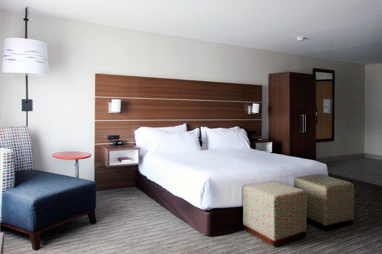  | Holiday Inn Express Branford-New Haven, an IHG Hotel