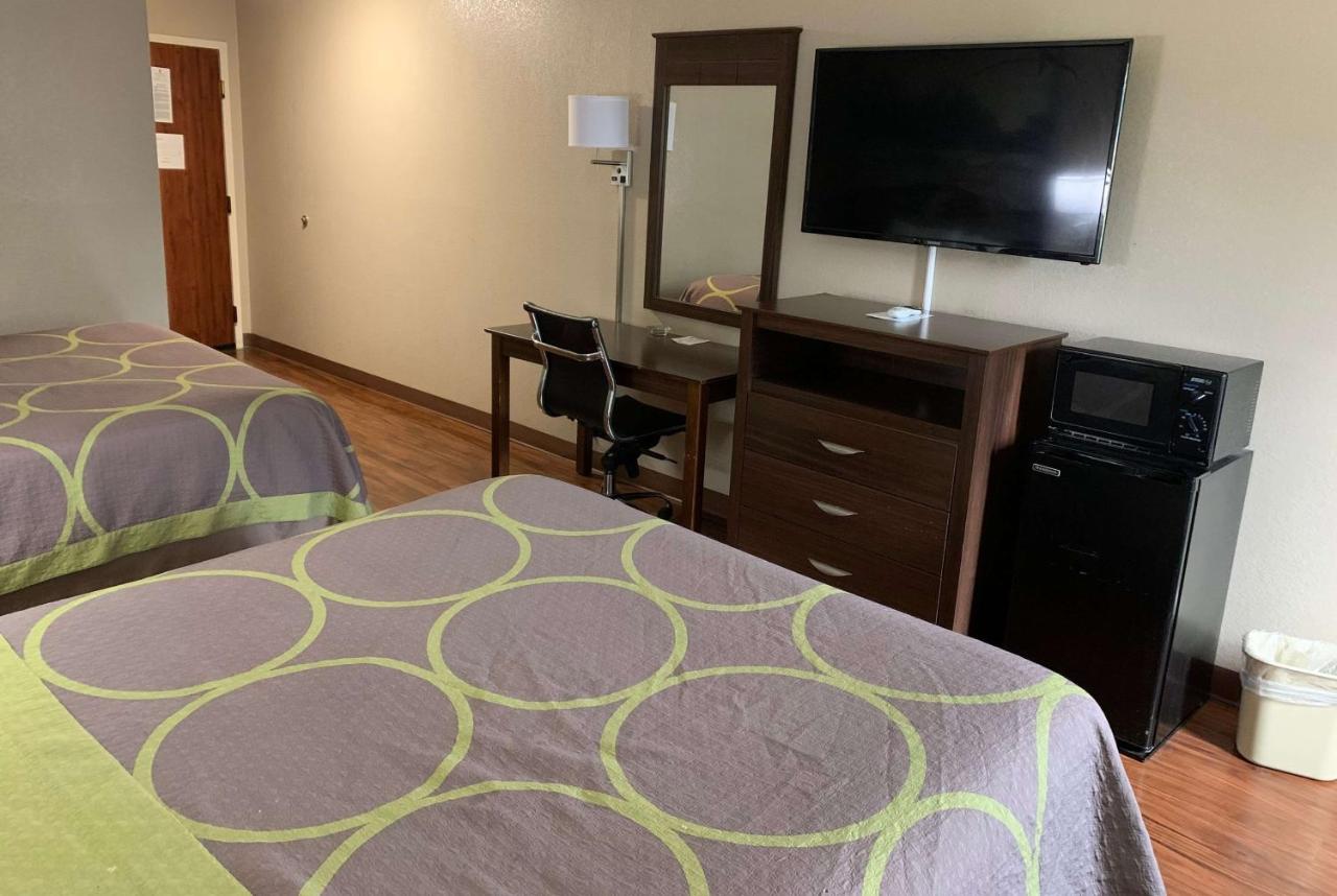 Queen Room with Two Queen Beds - Non-Smoking at Super 8 by Wyndham Hernando