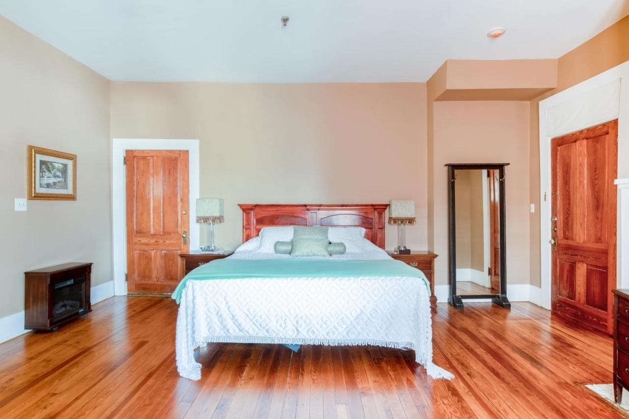 | The Belmont Inn by OYO