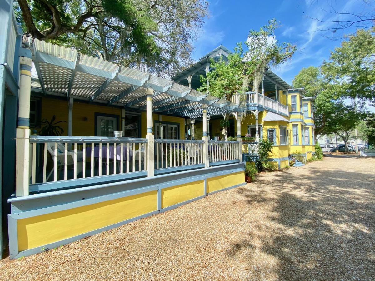  | Penny Farthing Inn