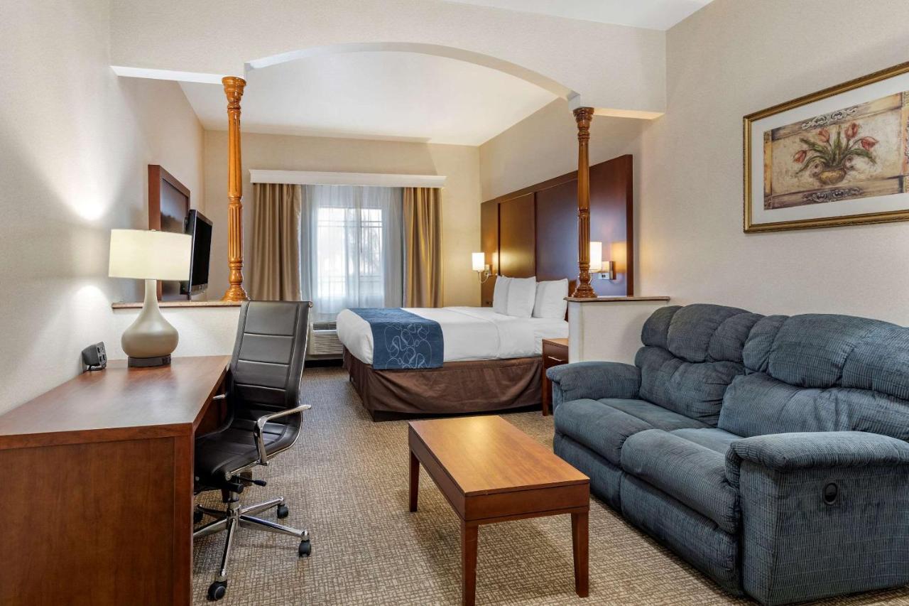 Suite, 1 King Bed with Sofabed at Citrus Suites Redlands Loma Linda Hotel