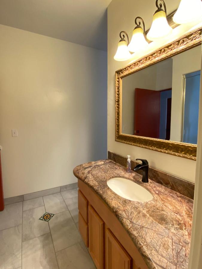 Suite with Balcony at Villa Rosa Inn