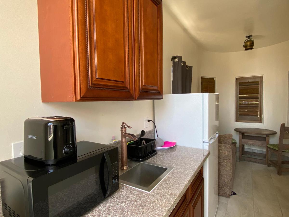 Suite with Balcony at Villa Rosa Inn