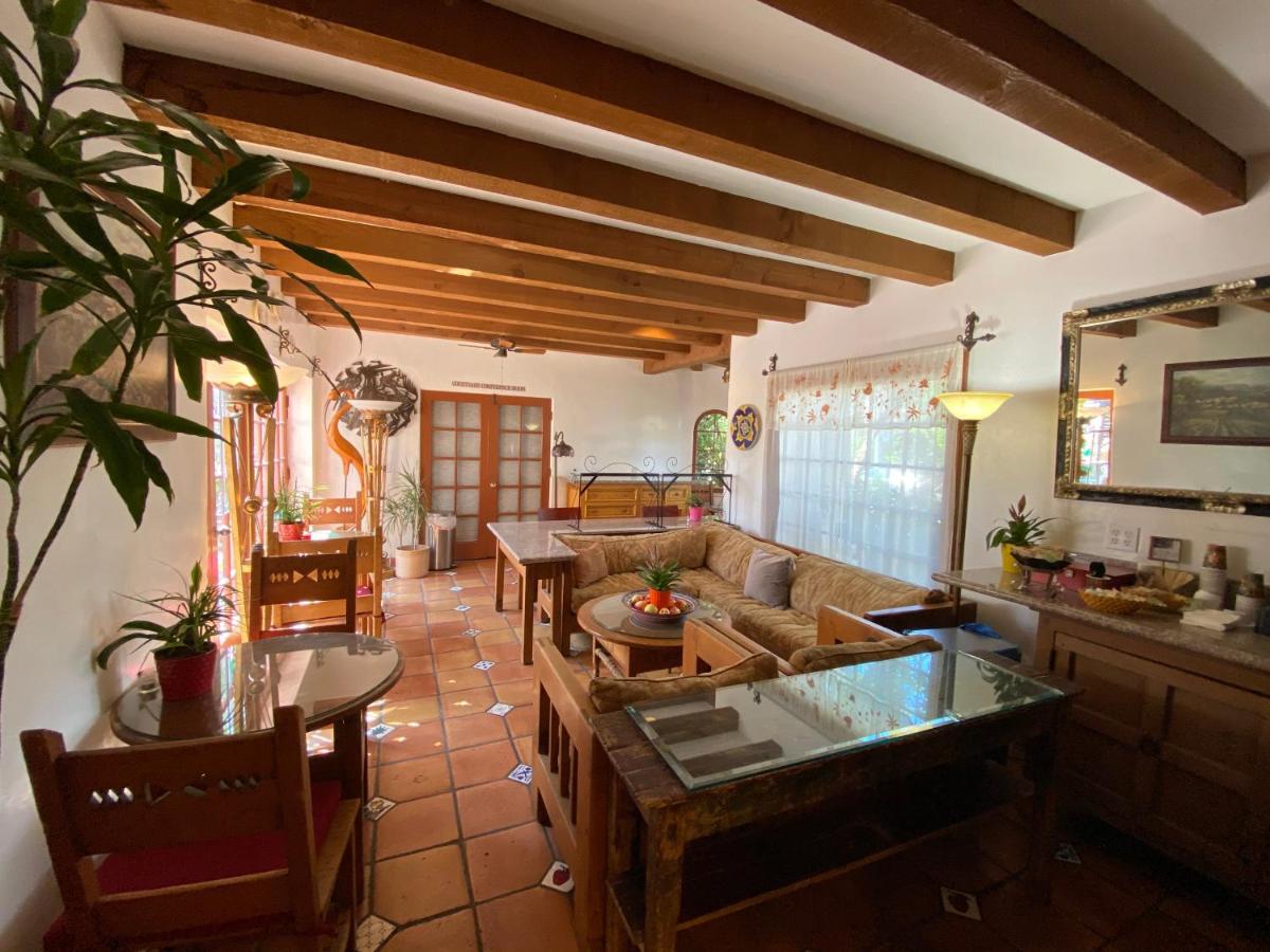 King Suite with Balcony at Villa Rosa Inn