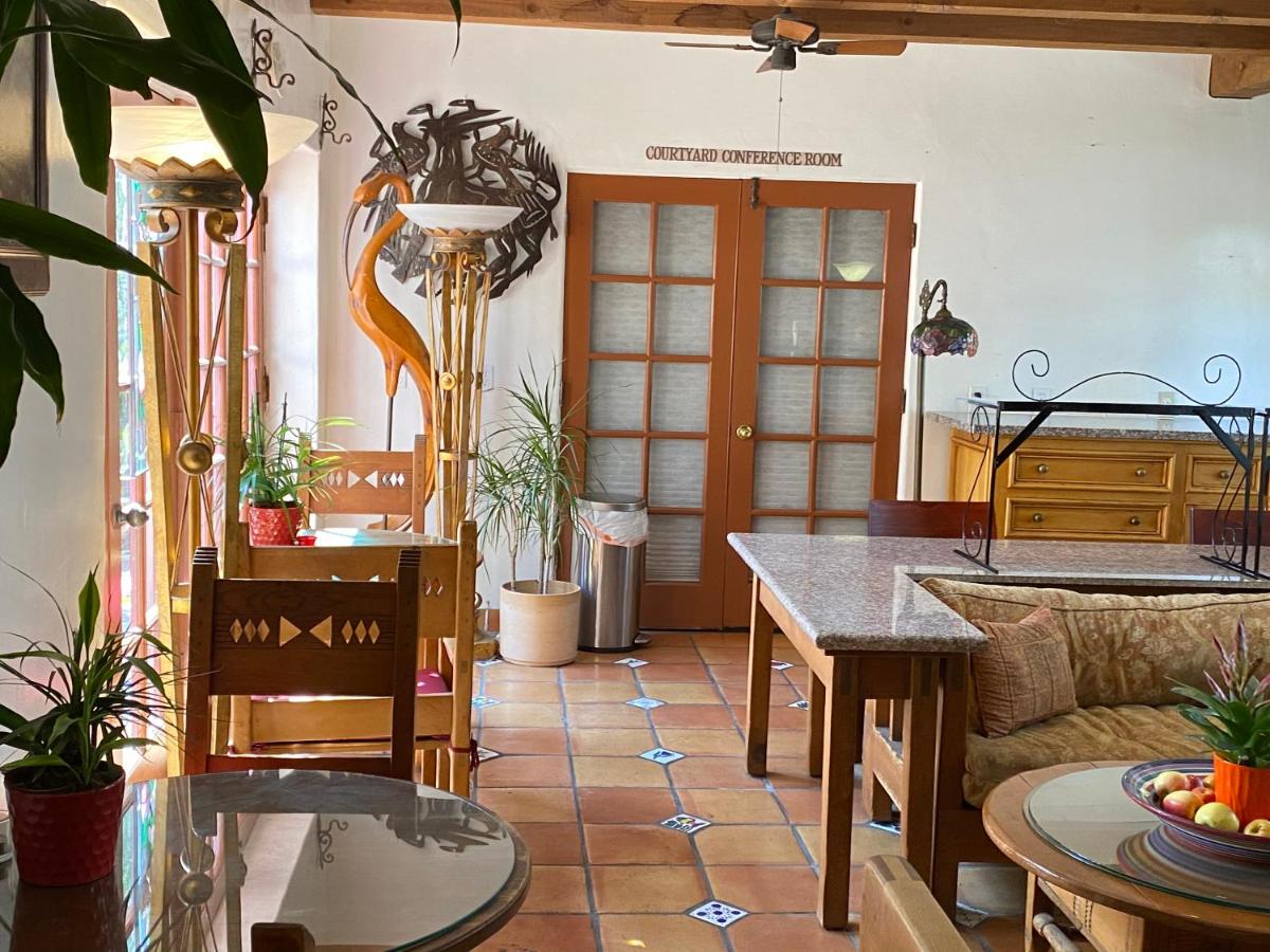 King Suite with Balcony at Villa Rosa Inn