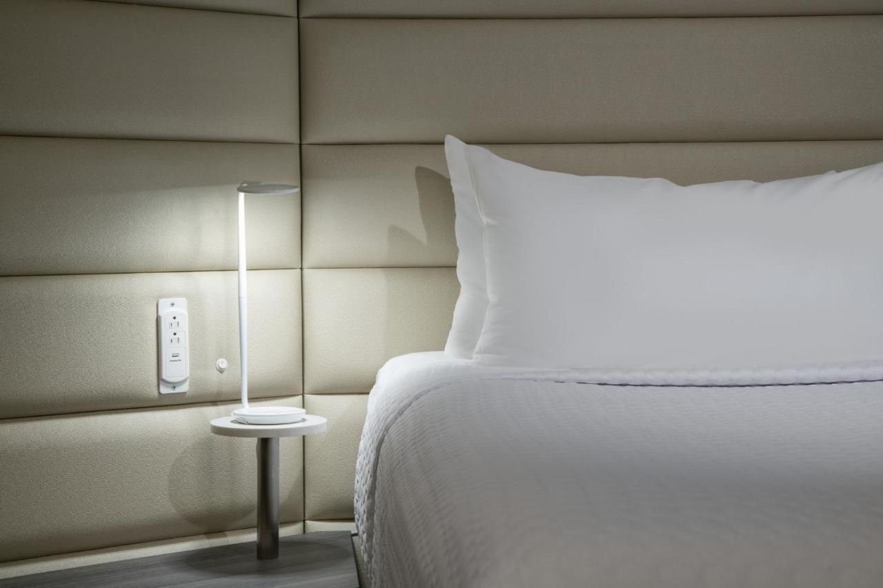  | Crowne Plaza Springfield Convention Center, an IHG Hotel