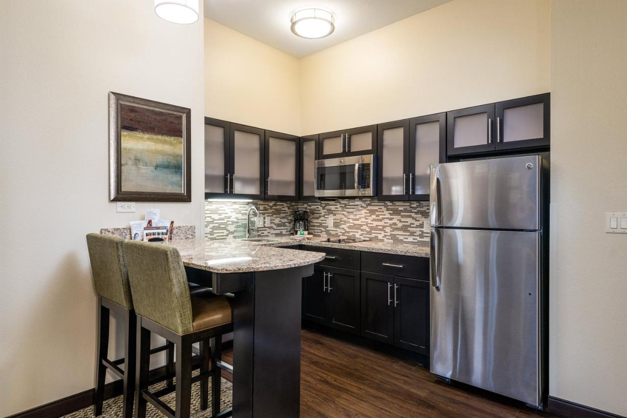  | Staybridge Suites Eau Claire - Altoona, an IHG Hotel