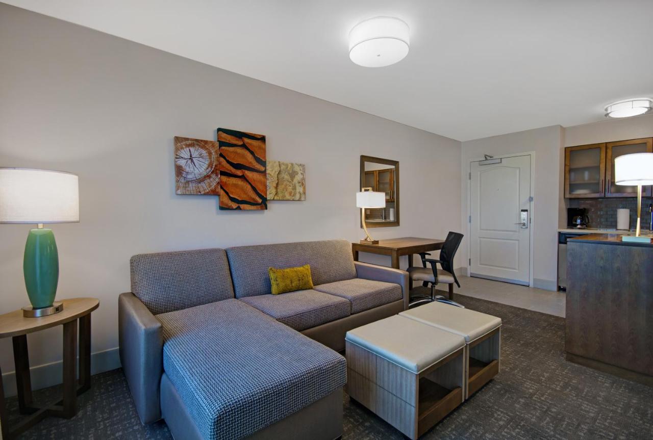 King Studio Suite - Non-Smoking at Staybridge Suites Sterling Heights - Detroit by IHG