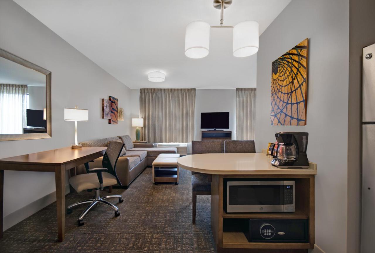 King Studio Suite - Hearing Accessible/Non-Smoking at Staybridge Suites Sterling Heights - Detroit by IHG