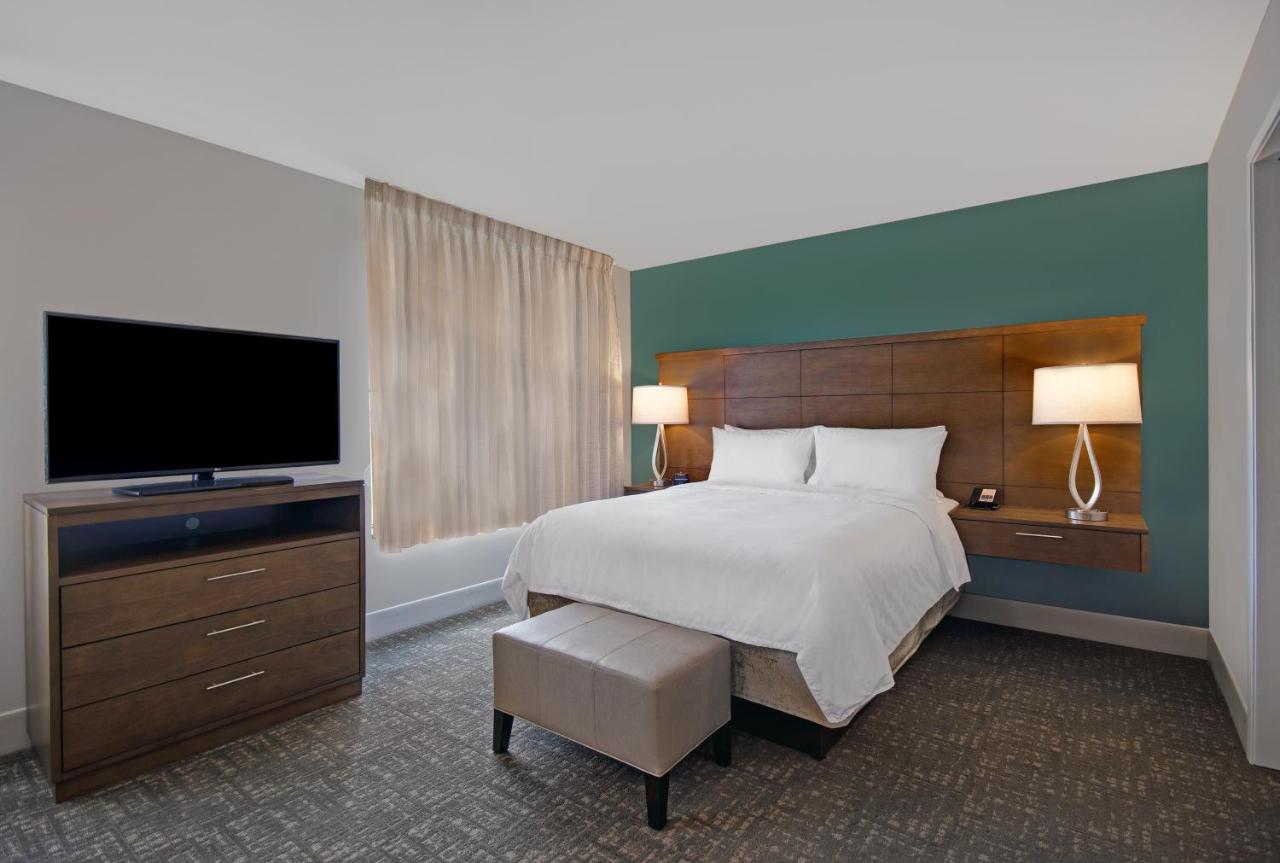 King Studio Suite - Non-Smoking at Staybridge Suites Sterling Heights - Detroit by IHG