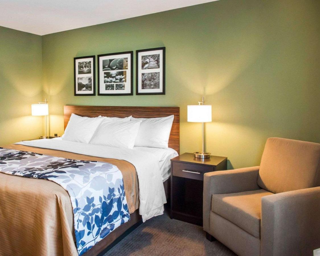 | Sleep Inn & Suites Defuniak Springs