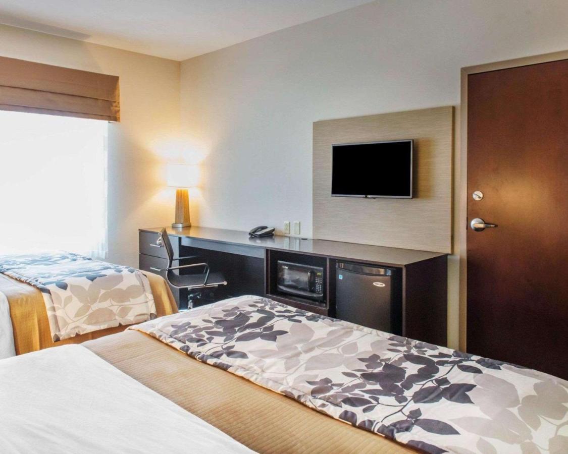 | Sleep Inn & Suites Defuniak Springs