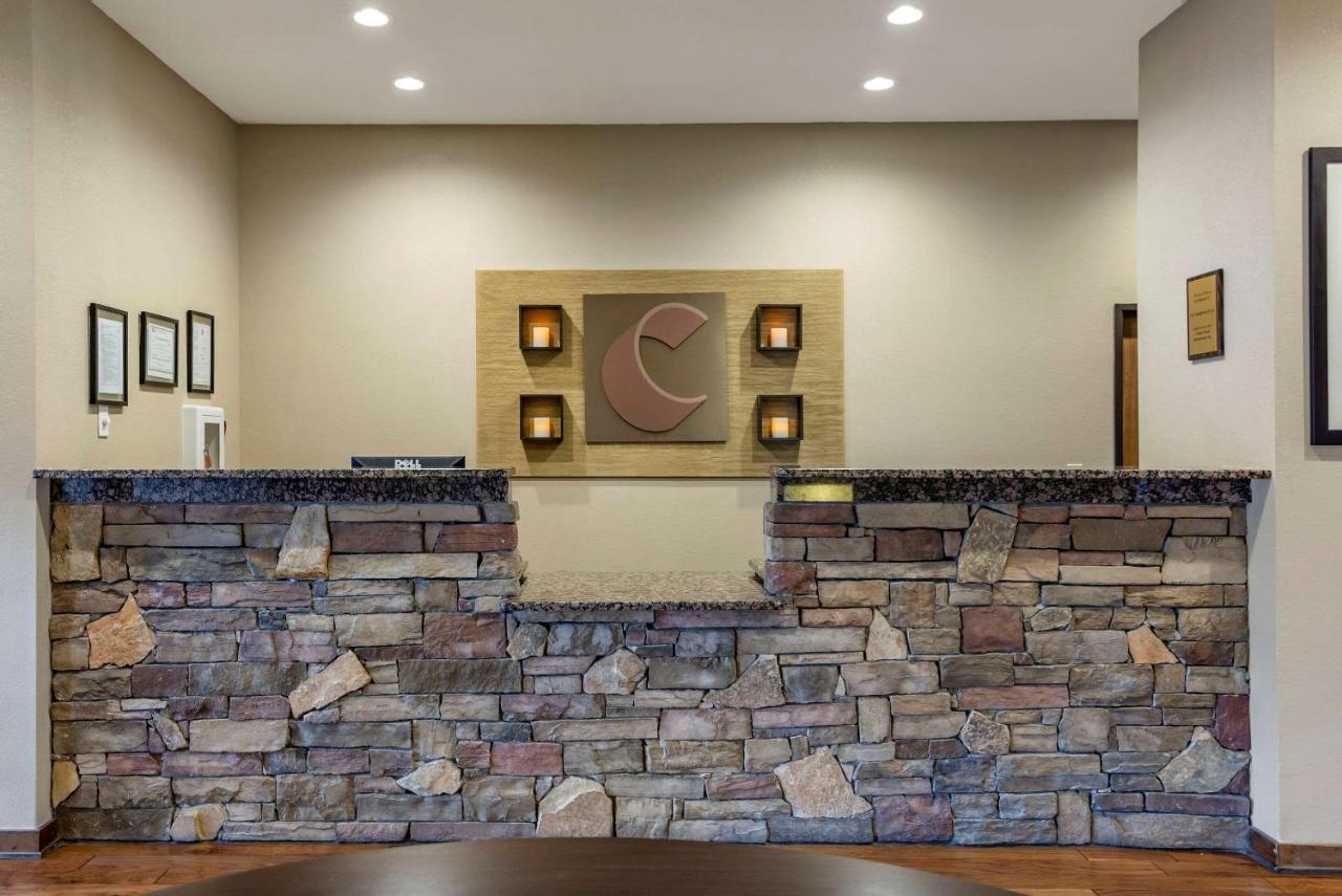 | Comfort Inn & Suites Blue Ridge