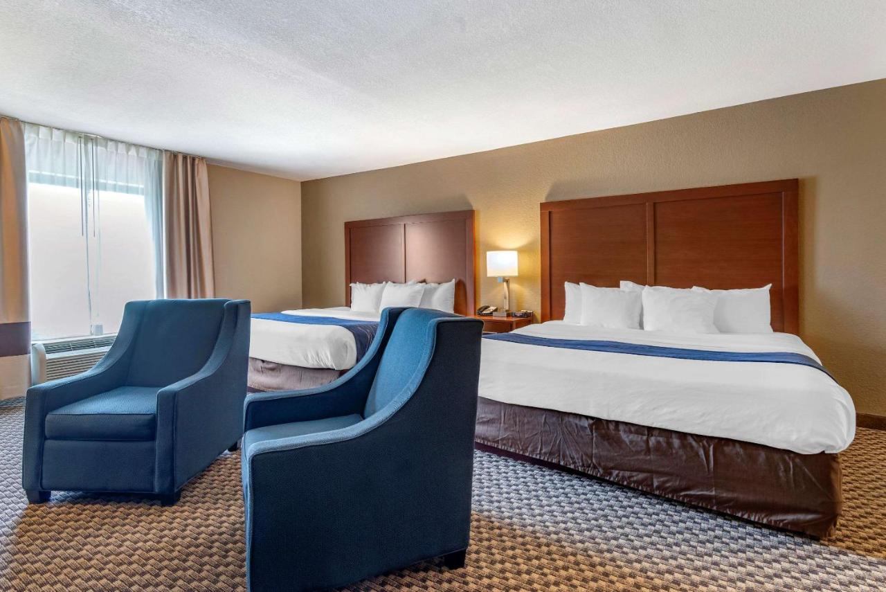  | Comfort Inn & Suites Blue Ridge