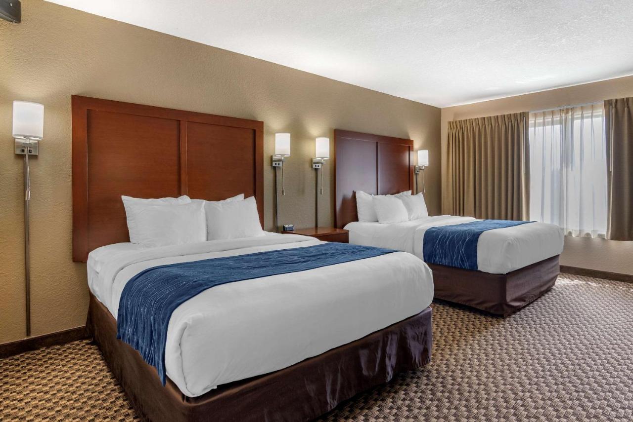 | Comfort Inn & Suites Blue Ridge