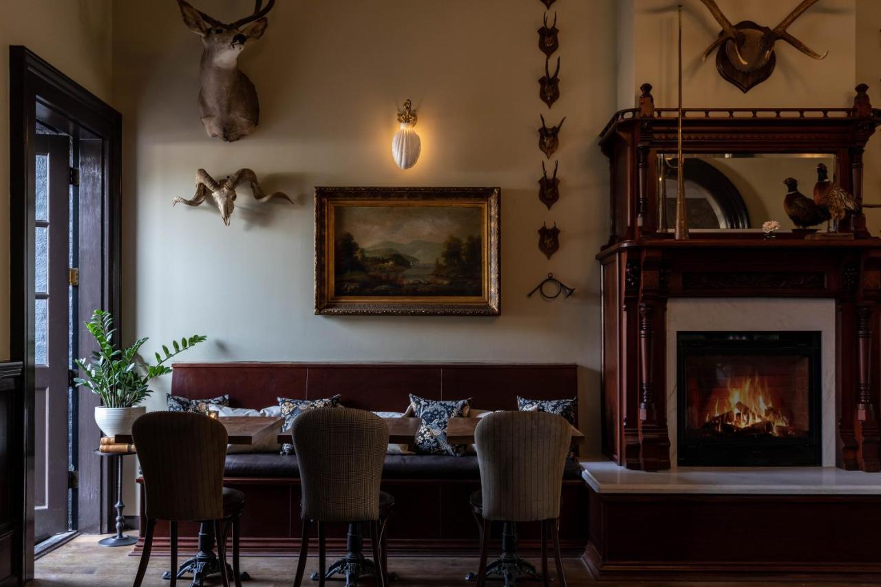 | The Holbrooke Hotel