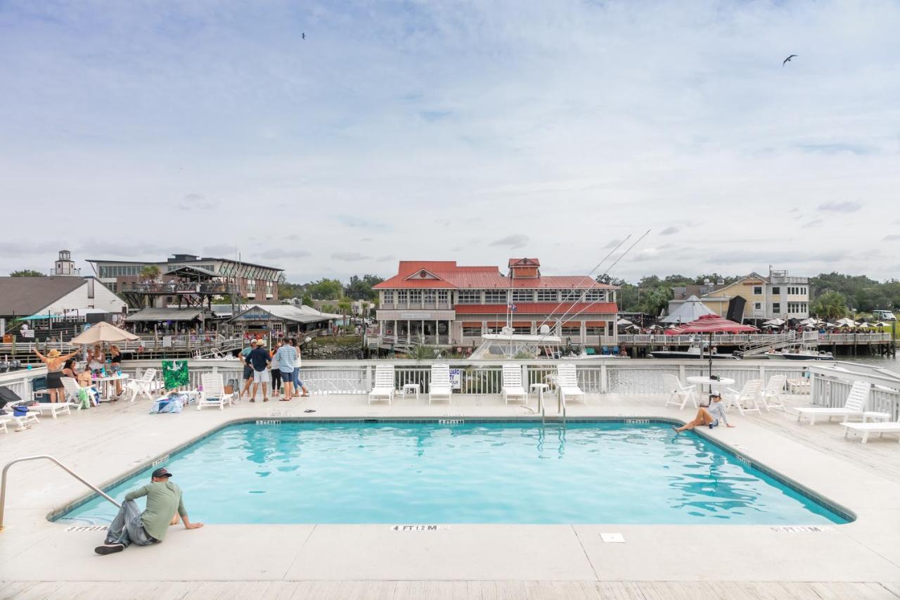 | Shem Creek Inn