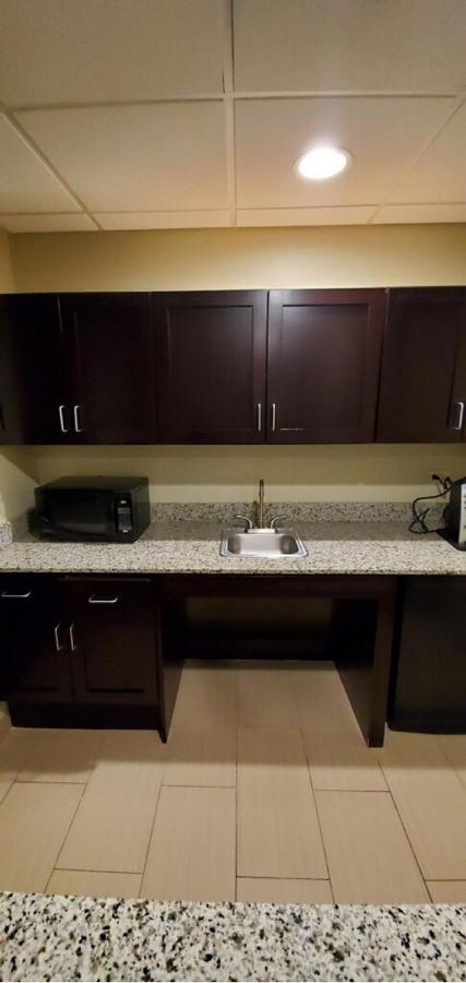 Suite - Mobility Access Roll in Shower/Non-Smoking at Holiday Inn Express & Suites Pittsburgh West - Greentree by IHG