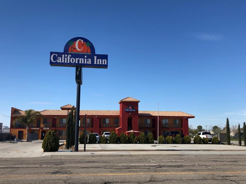 | California Inn Hotel and Suites Adelanto US 395