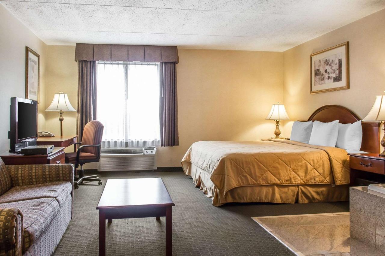 | Quality Inn Hackettstown - Long Valley