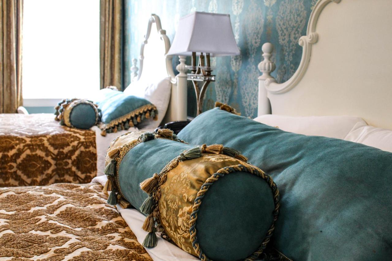 | Providence Manor House Bed & Breakfast